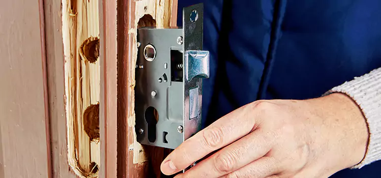 Garage Door Lock Replacement Massapequa Park